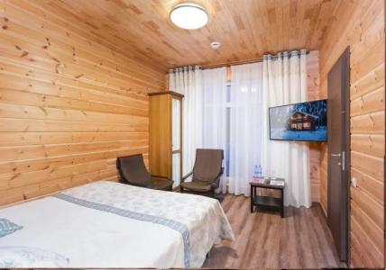 Zhemchuzhina Zolotogo Koltsa - 100