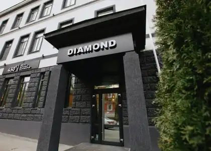 Diamond - 18