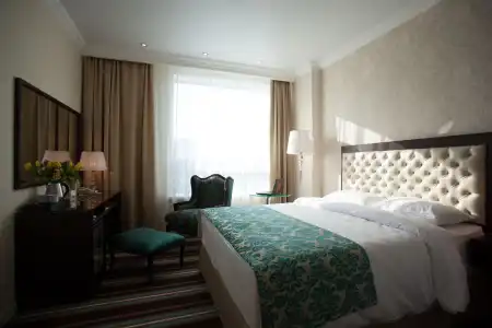 Ramada by Wyndham City Centre - 1