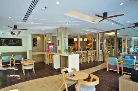 Ashlee Plaza Patong & Spa - 6