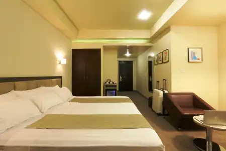 AUA Barsam Suites Yerevan - 25