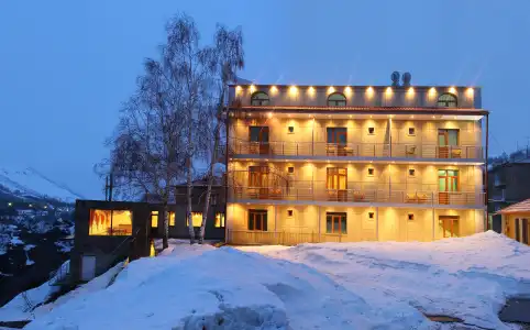 Nairi - 3