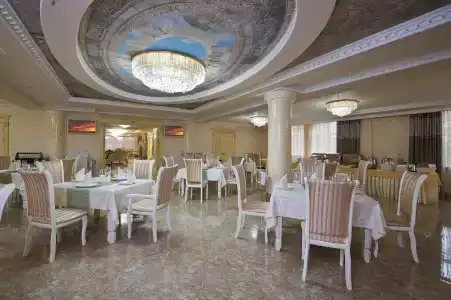 Amici Grand - 5