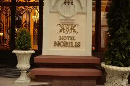Nobilis - 3