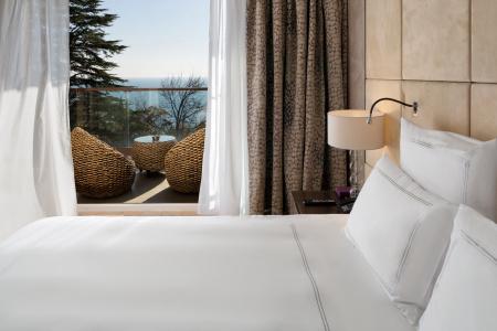 Luxury Apartment Camellia - 14