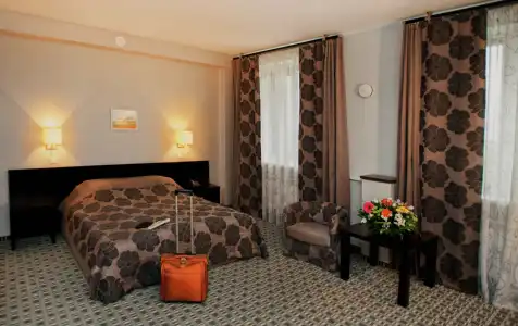 SkyPort - 20