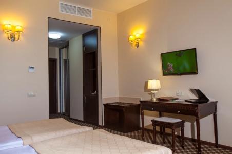 Green Hall - 28