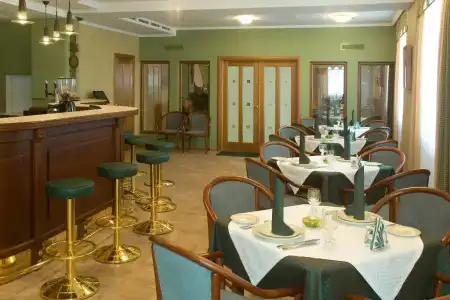 DezhaVyu Mini-Hotel - 6