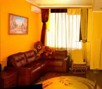 Universitetskaya - 82