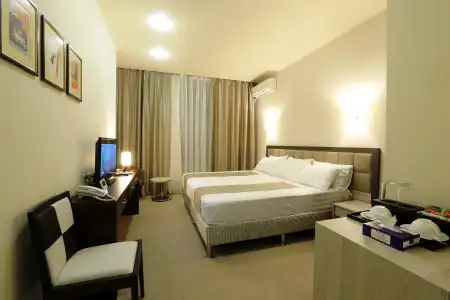 AUA Barsam Suites Yerevan - 17