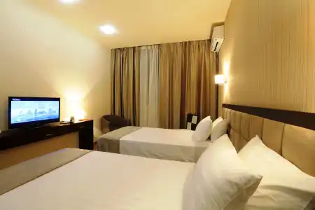 AUA Barsam Suites Yerevan - 18