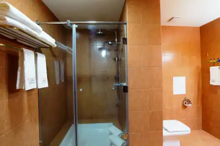 AUA Barsam Suites Yerevan - 13