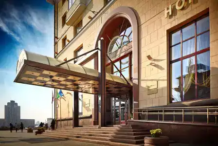 Hotel - 0
