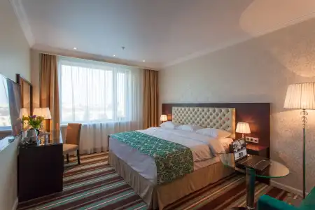 Ramada by Wyndham City Centre - 3