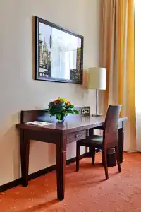 Petro Palace - 12