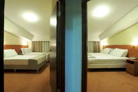 AUA Barsam Suites Yerevan - 16