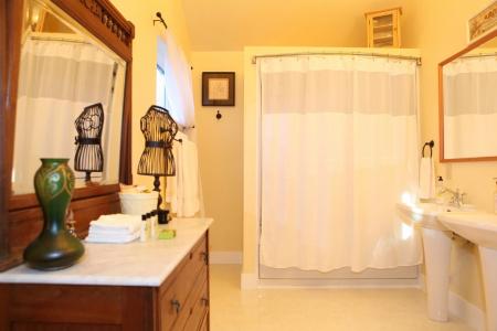 Bell In The Woods Guest House - 86