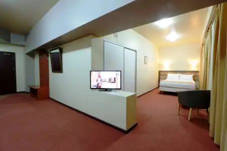AUA Barsam Suites Yerevan - 14