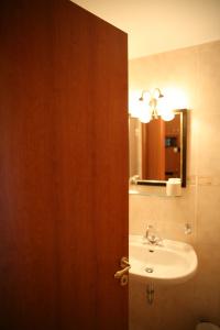 Corfu Secret - 164