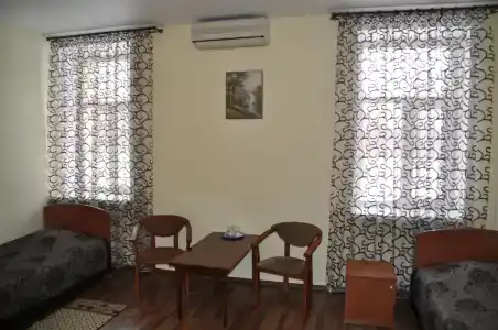 Gostinica Tri Zvezdi Mini - 65