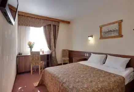 Alesha Popovich Dvor - 60