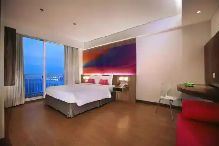 FaveLTC Glodok - 19