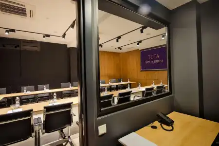 Tuta - 16