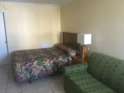 Ocean Cove Motel - 18