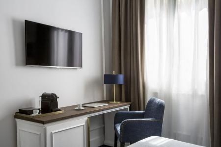 Midmost by Majestic Group - 30