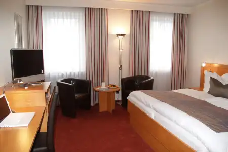 Premier Inn Passau Weisser Hase - 25