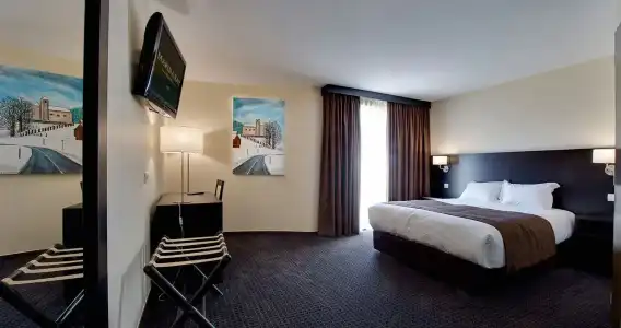 Hôtel Les Muses - 61