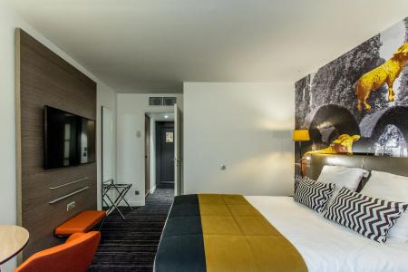de Bourbon - Mercure Bourges - 54