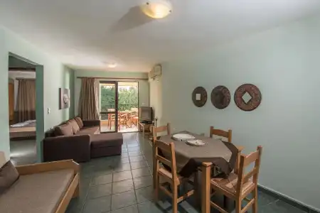 Mirtilos Studios & Apartments - 28
