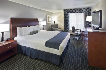 Best Western Plus Marina Shores - 55