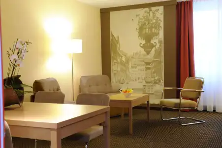 Best Western Premier Central Leonhard - 54