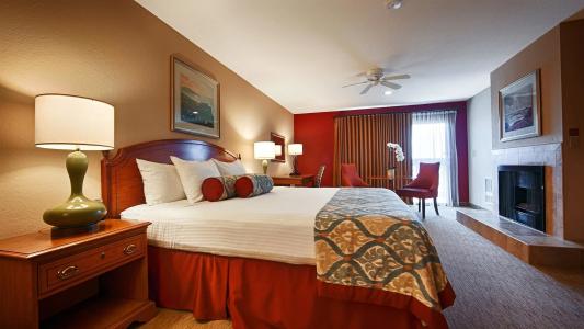 Best Western Plus Monterey Inn - 76