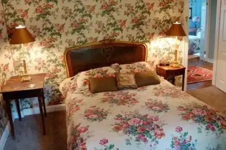 The Old Bank House - 120