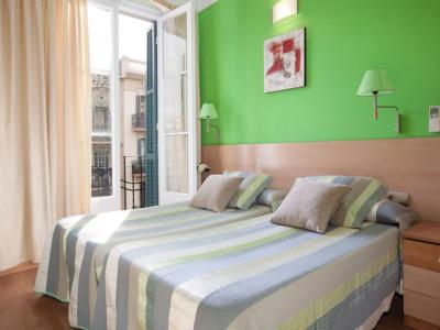 Hostal Felipe 2 - 24