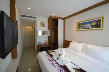 The Patong Center - 27