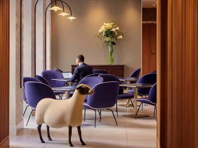 Mercure - 17