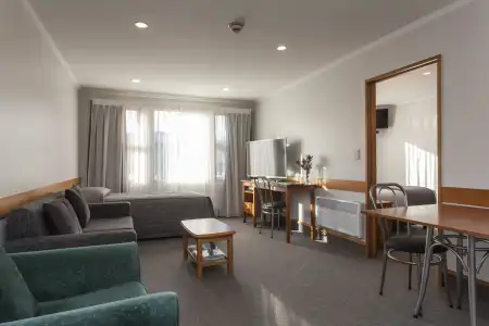 Amross Motel - 52