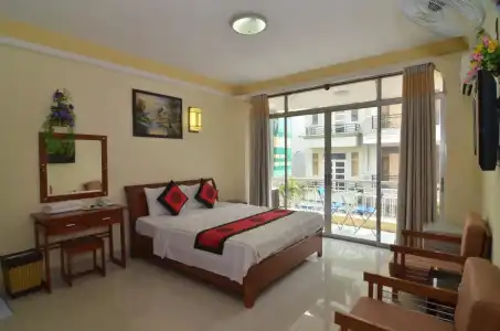 RedDoorz Plus @ Pham Ngu Lao 2 - 36