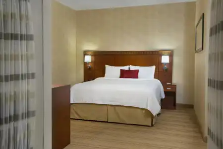 Courtyard by Marriott Boston-South Boston - 34