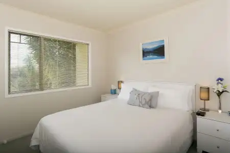 Seascape Villa B&B - 23