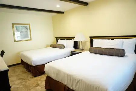Tuscan Garden Inn - 51
