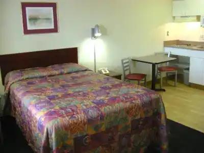 InTown Suites Extended Stay San Antonio TX - Perrin Beitel Road - 39