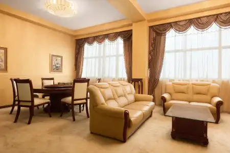 Ramada Plaza By Wyndham Gence - 99