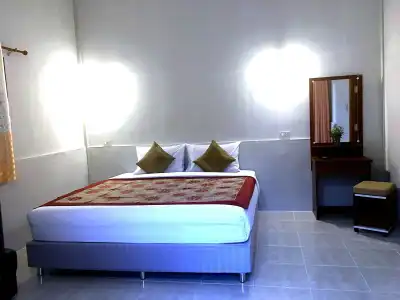 Khao Sok Evergreen House - 75