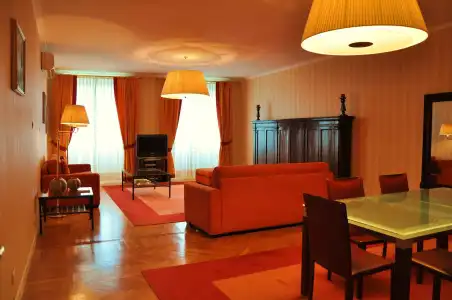 Residenza d'Epoca Antica Torre di Via Tornabuoni - 199