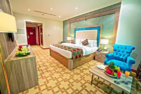 Sapphire Plaza - 40